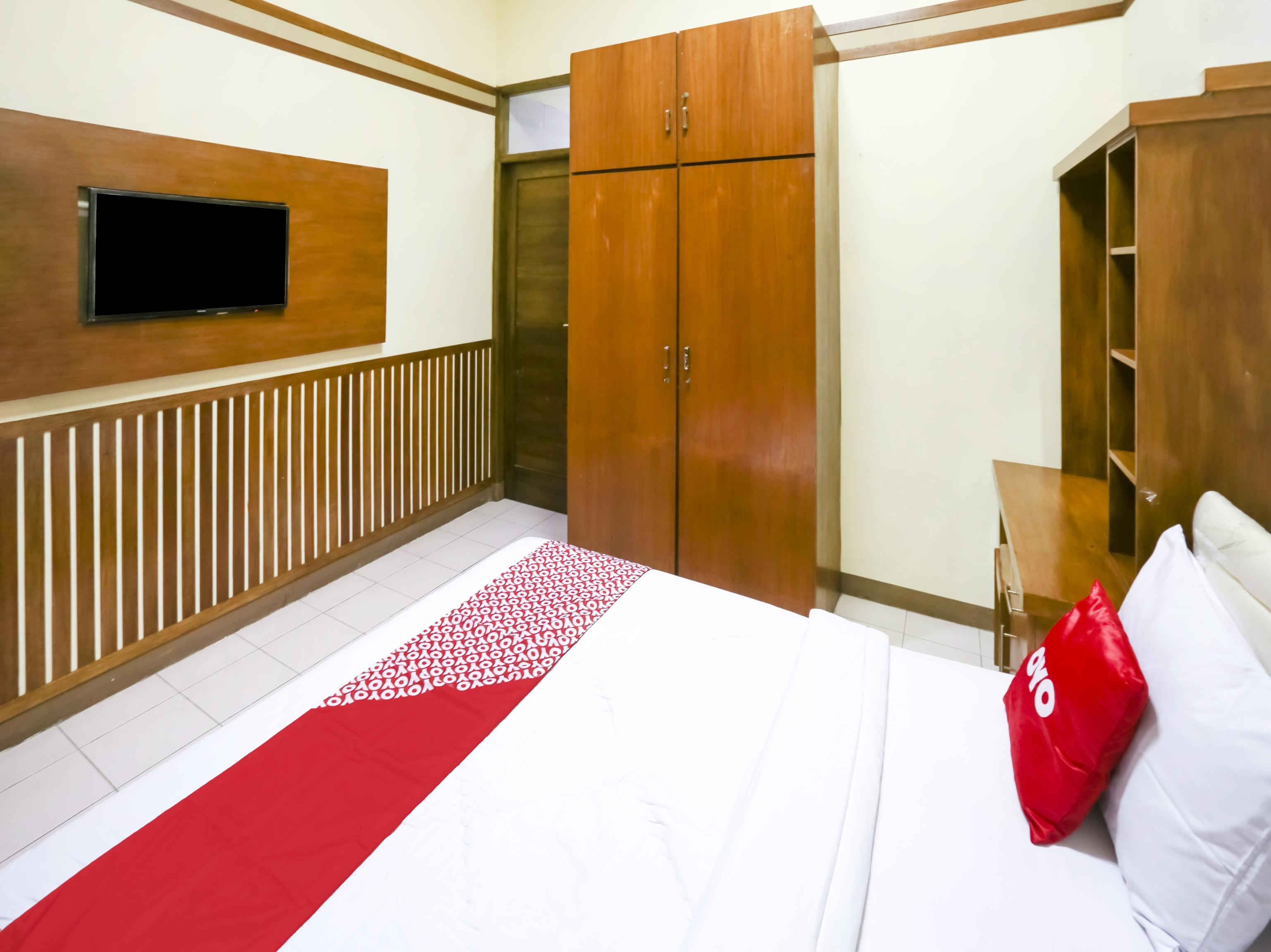 Oyo 90066 Tobana Pejaten House Джакарта Екстер'єр фото