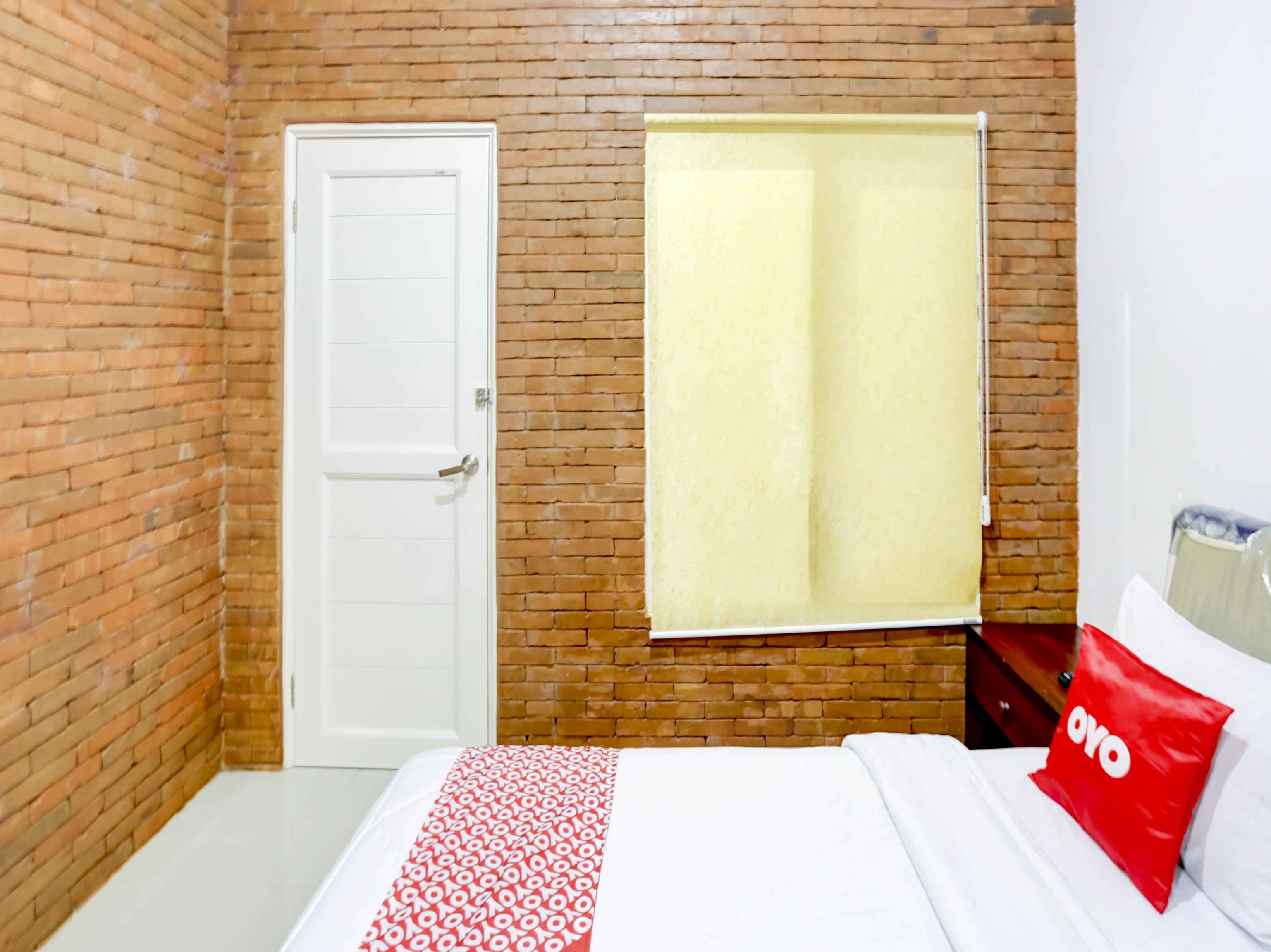 Oyo 90066 Tobana Pejaten House Джакарта Екстер'єр фото