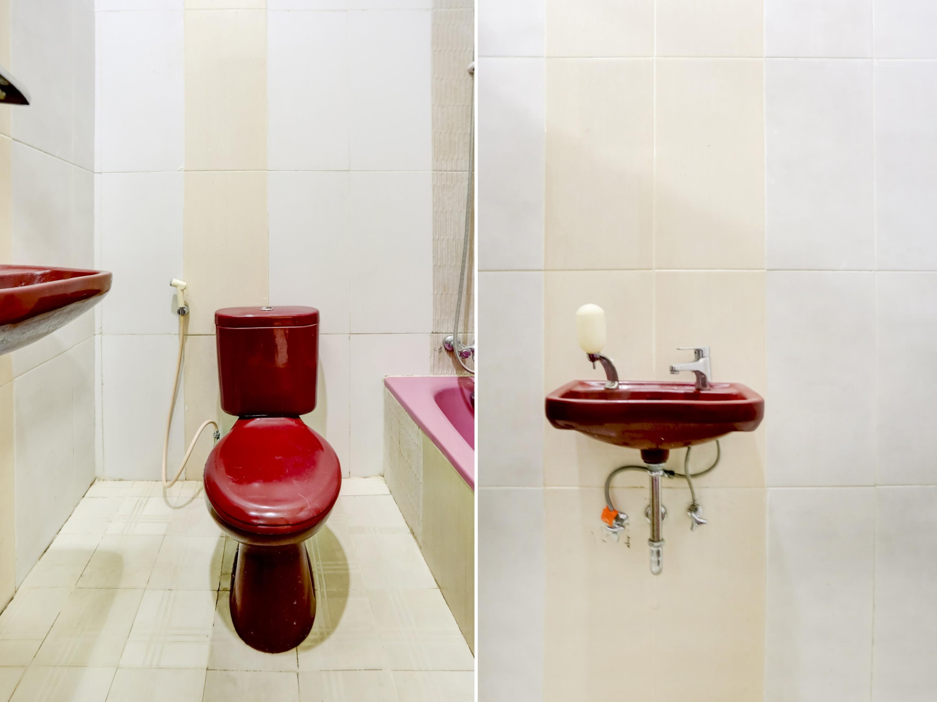 Oyo 90066 Tobana Pejaten House Джакарта Екстер'єр фото
